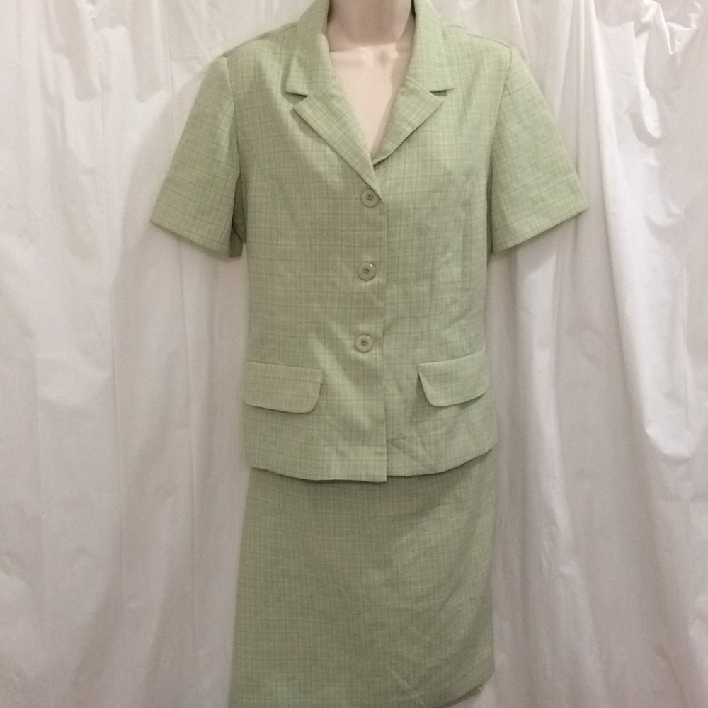 Sweet Suit Size 10 2 Piece Outfit Lt Green Plaid